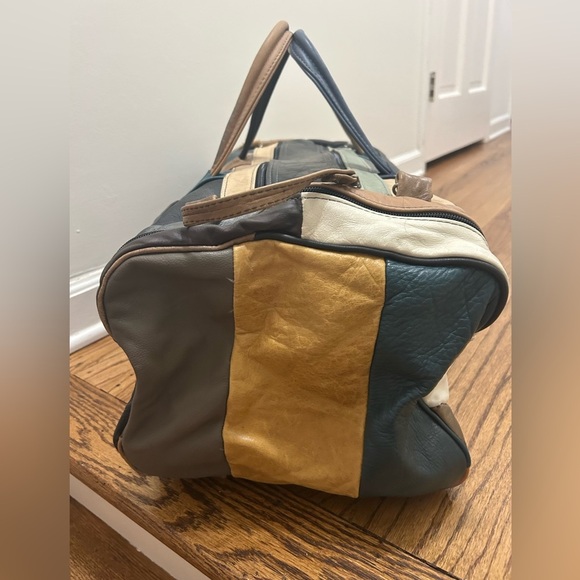 Vintage leather made in Mexico Patchwork duffle bag - Picture 2 of 5